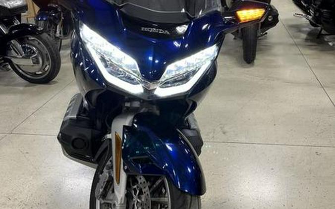 2018 Honda® Gold Wing Tour Automatic DCT Pearl Hawkseye Blue