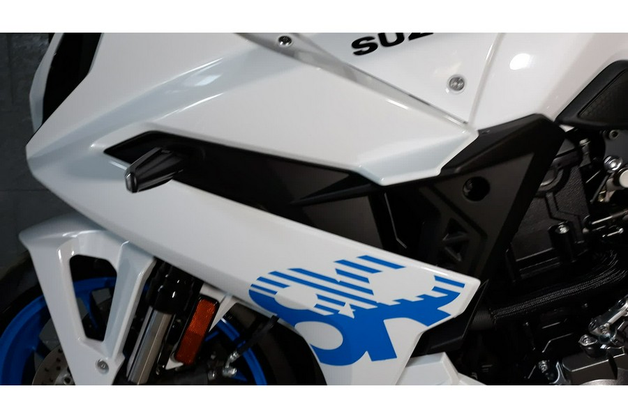 2026 Suzuki GSX-8R