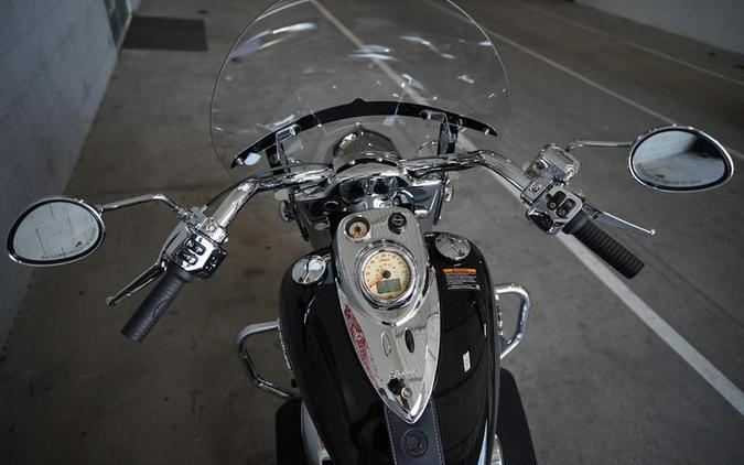 2024 Indian Motorcycle® Springfield® Black Metallic/Titanium Metallic