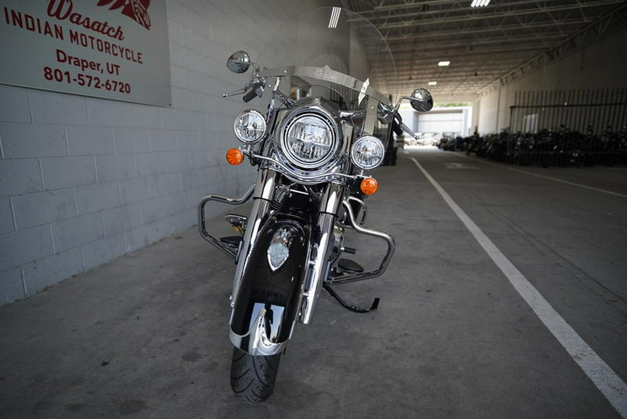 2024 Indian Motorcycle® Springfield® Black Metallic/Titanium Metallic