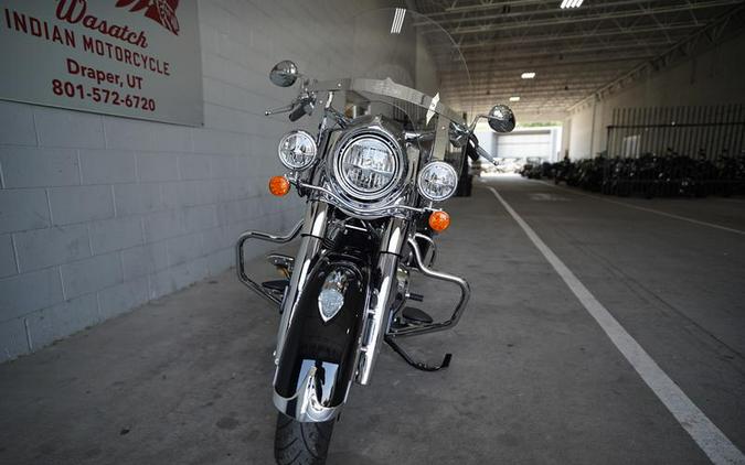 2024 Indian Motorcycle® Springfield® Black Metallic/Titanium Metallic