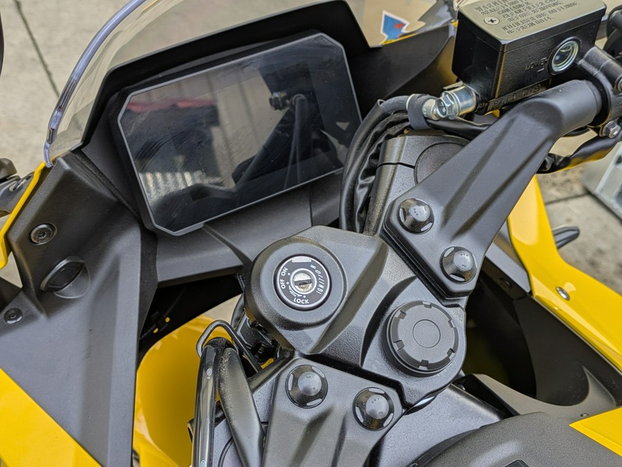 2025 Suzuki GSX-8R