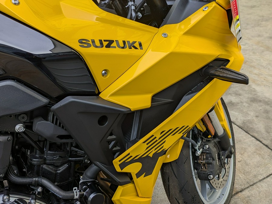 2025 Suzuki GSX-8R