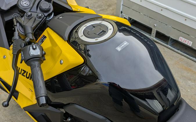 2025 Suzuki GSX-8R