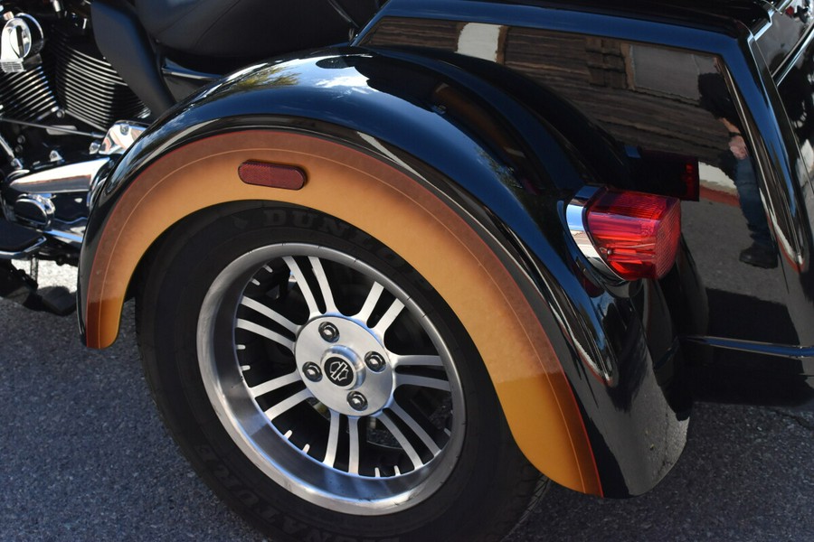 2024 Harley-Davidson Tri Glide Ultra FLHTCUTG