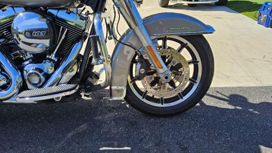 2016 Harley-Davidson Road King®