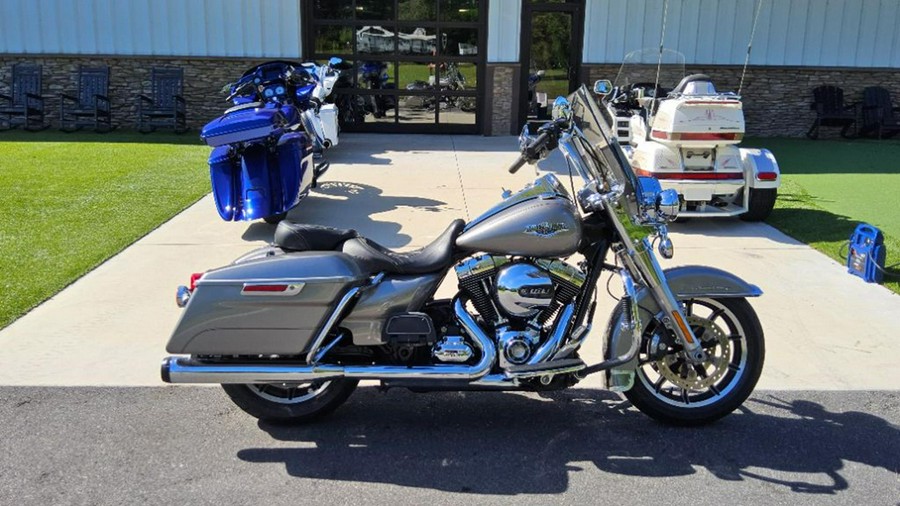 2016 Harley-Davidson Road King®