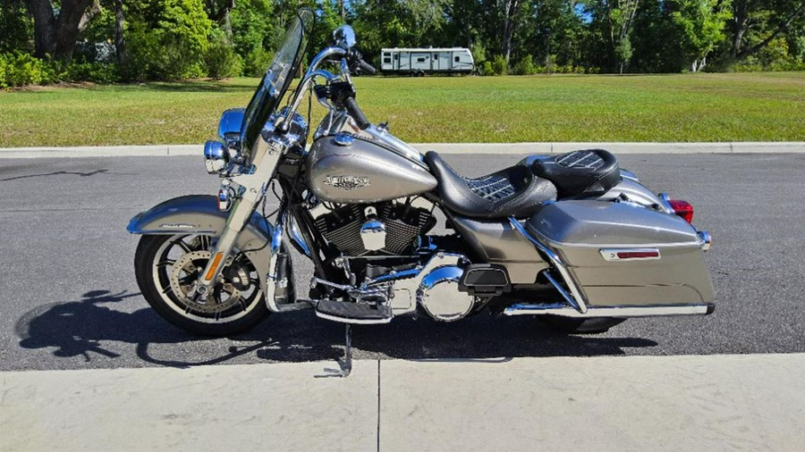 2016 Harley-Davidson Road King®
