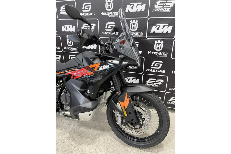 2024 KTM 790 Adventure