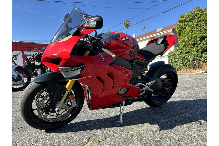 2022 Ducati Panigale V4 S