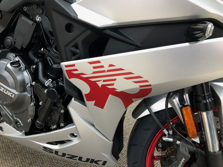 2024 Suzuki GSX-S 8R