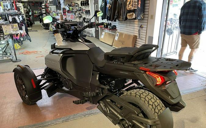 2025 Can-Am® Canyon
