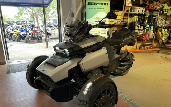 2025 Can-Am® Canyon