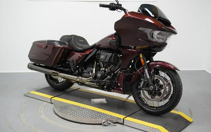 2024 Harley-Davidson® CVO™ Road Glide® Copperhead