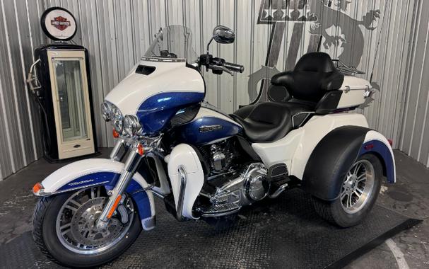 2015 Harley-Davidson TRI GLIDE ULTRA CLASSIC