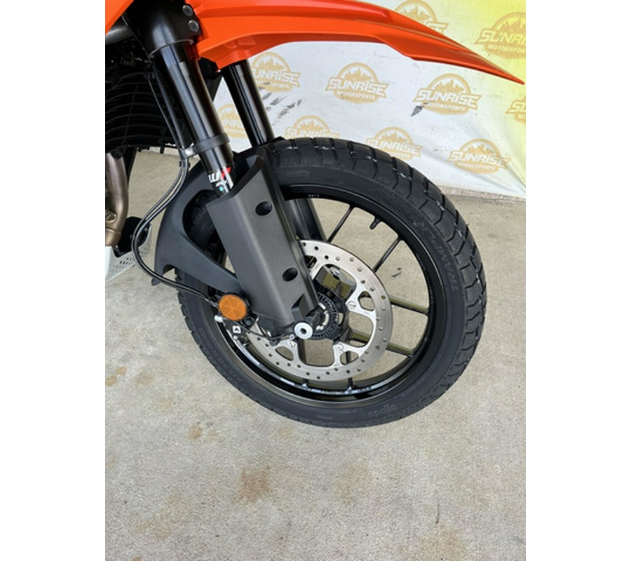 2025 KTM Adventure 390 X