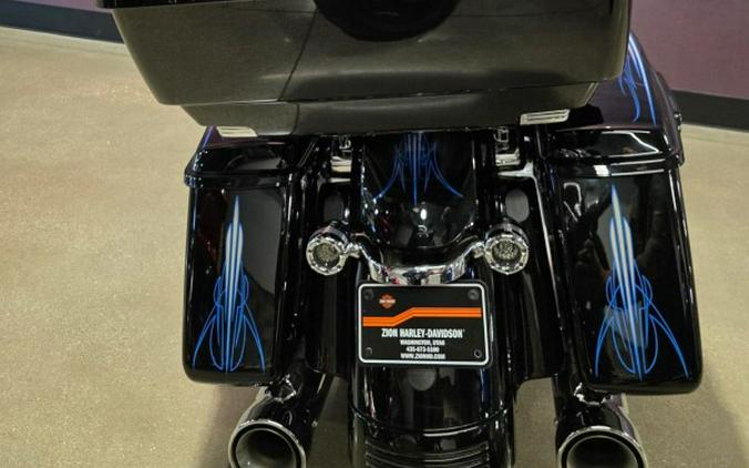 2018 Harley-Davidson Street Glide Vivid Black