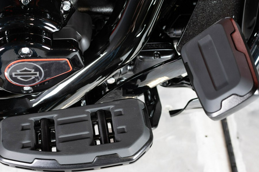 2026 Harley-Davidson CVO Road Glide ST FLTRXSTSE