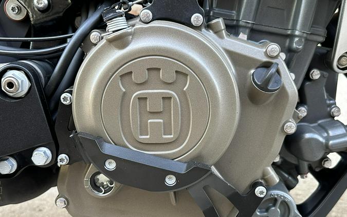 2019 Husqvarna Svartpilen 401