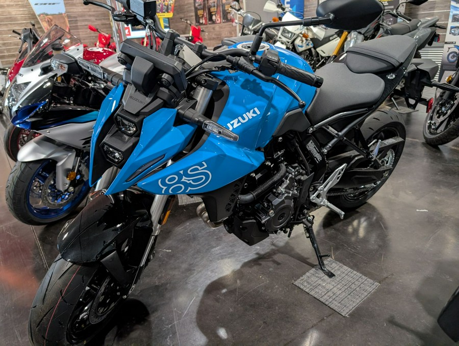 2025 Suzuki GSX-8S