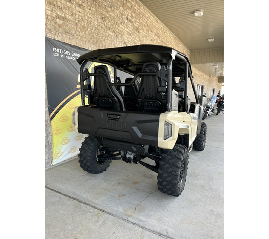 2023 Yamaha Wolverine RMAX4 1000 XT-R