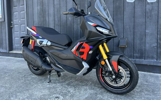 2027 Aprilia SR GT 400 Rally Replica