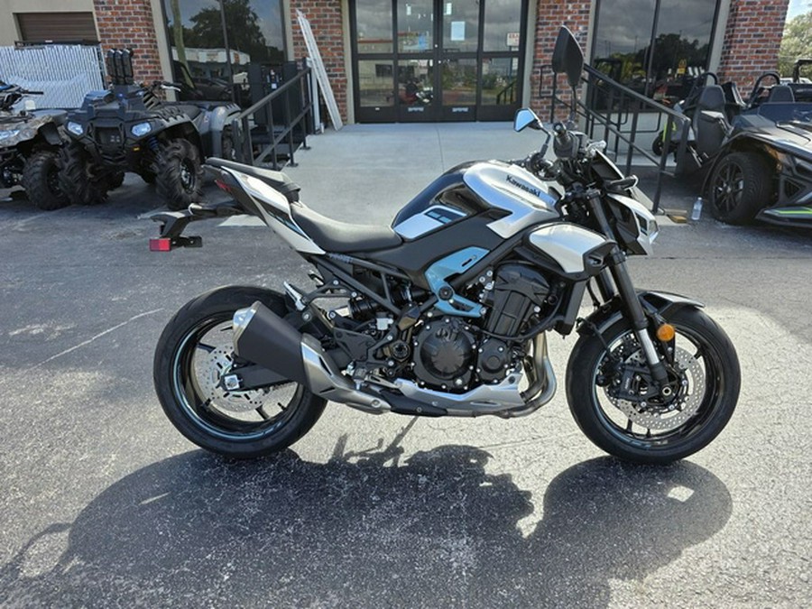 2025 Kawasaki Z900 ABS