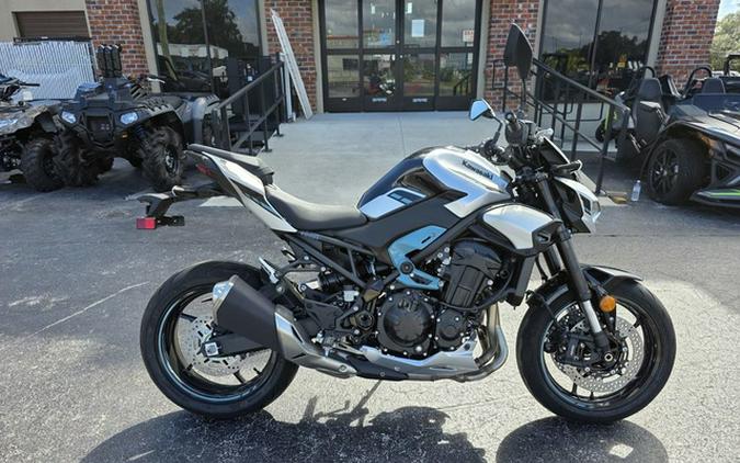 2025 Kawasaki Z900 ABS