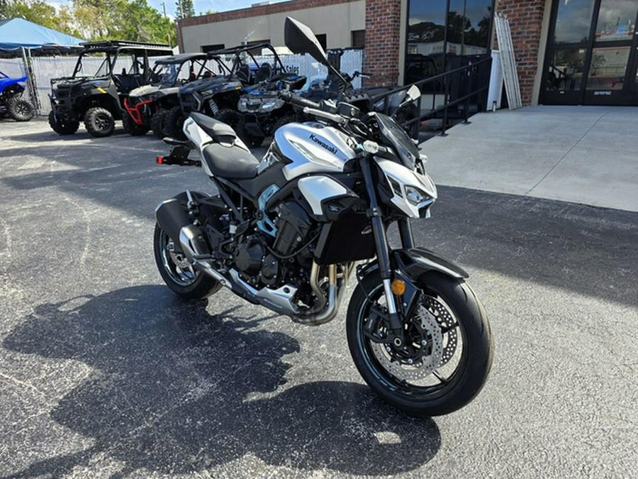 2025 Kawasaki Z900 ABS