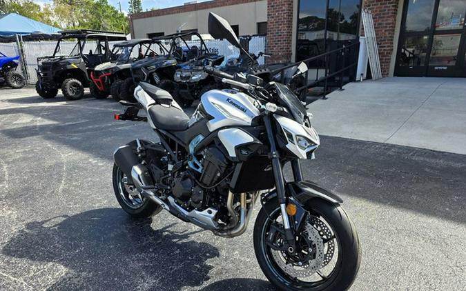 2025 Kawasaki Z900 ABS