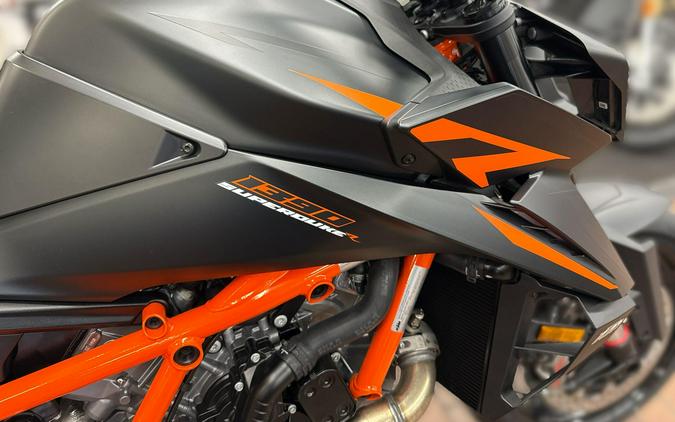 2026 KTM 1390 SUPER DUKE R