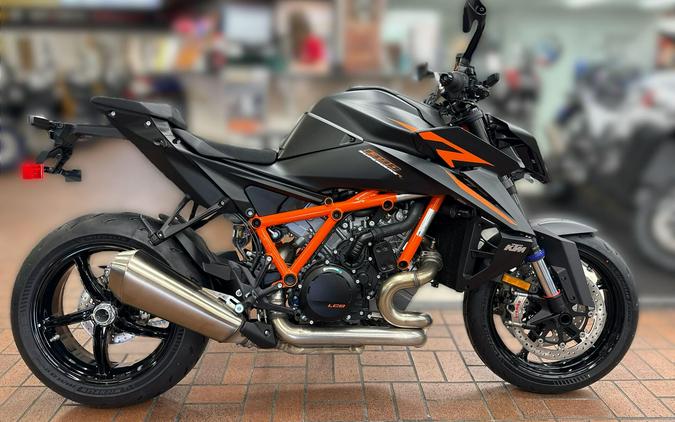 2026 KTM 1390 SUPER DUKE R