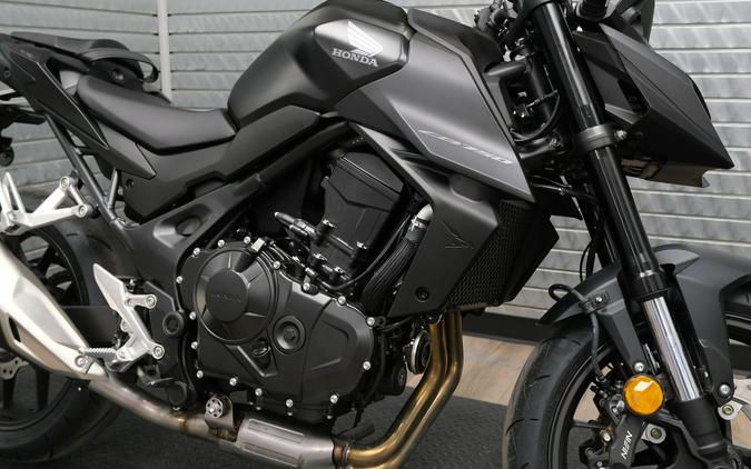 2025 HONDA CB750 HORNET