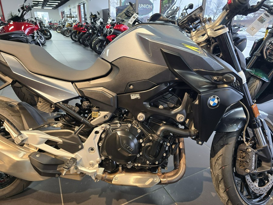 2023 BMW F 900 R