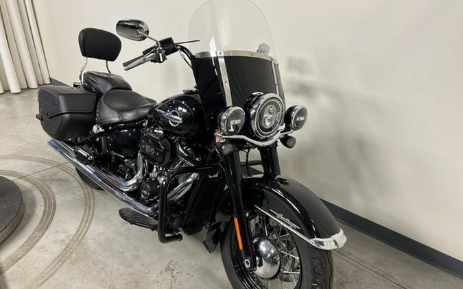 2019 Harley-Davidson Softail Heritage Classic 114