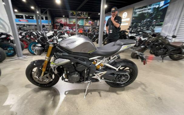 2023 Triumph STREET TRIPLE 1200 RS