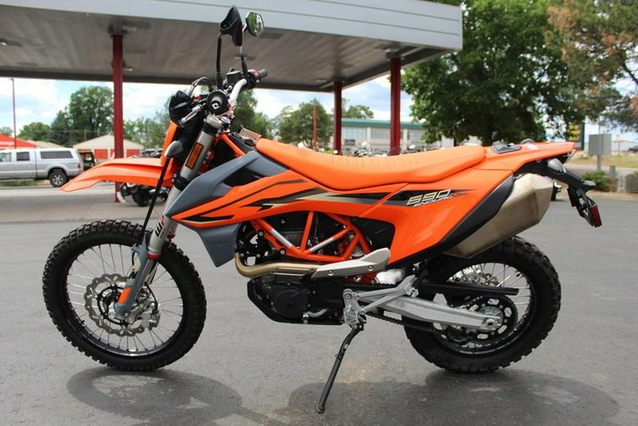 2024 KTM 690 Enduro R