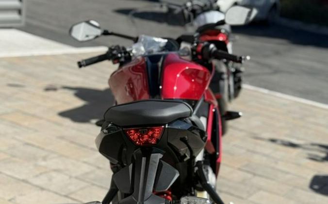 2025 Triumph Daytona 660 Carnival Red/Sapphire Black