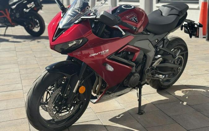 2025 Triumph Daytona 660 Carnival Red/Sapphire Black