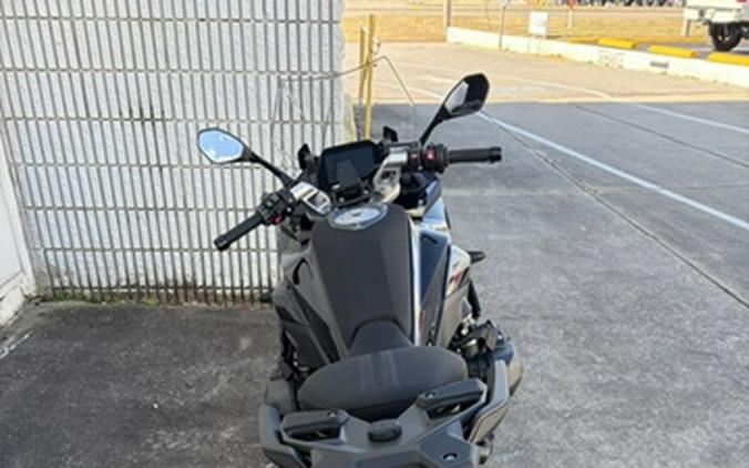 2026 BMW R 1300 RS Triple Black