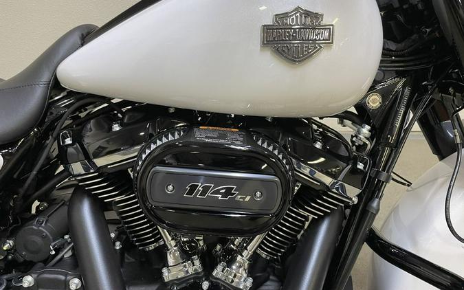 2024 Harley-Davidson® FLHRXS - Road King® Special