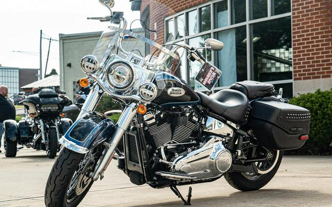 2022 Harley-Davidson® FLHCS - Heritage Classic 114