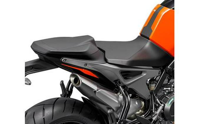 2024 KTM 790 Duke