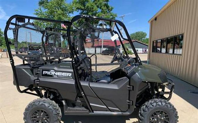 2025 Honda Pioneer 700-4 Deluxe