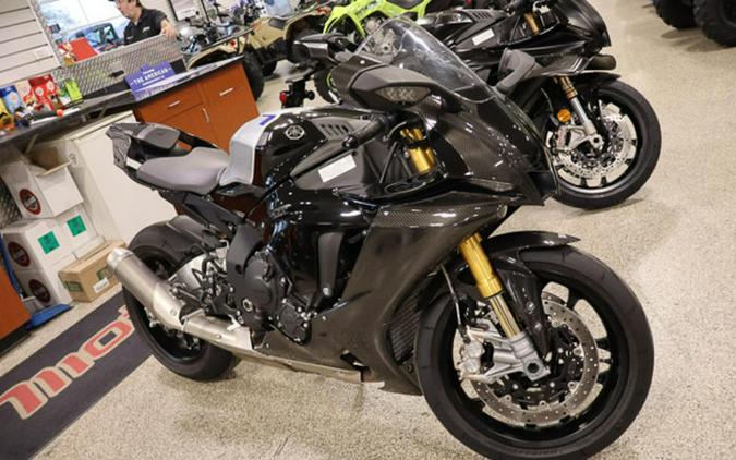 2024 Yamaha YZF-R1M