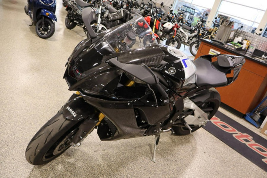 2024 Yamaha YZF-R1M
