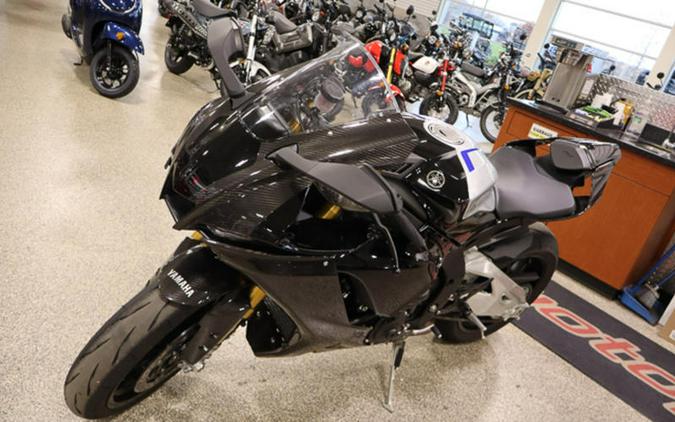 2024 Yamaha YZF-R1M