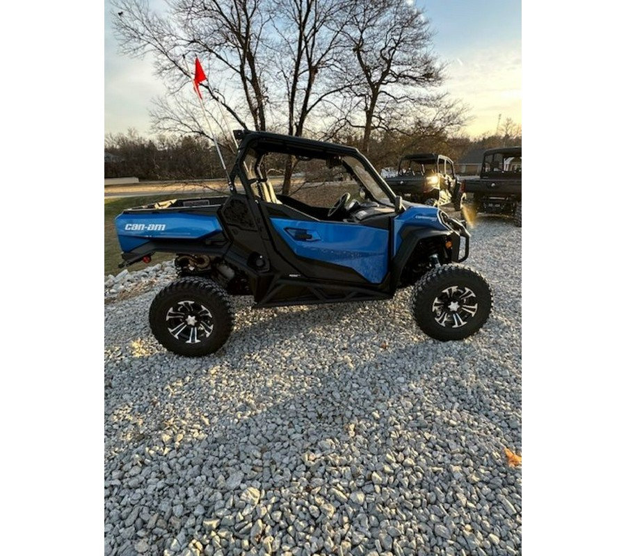 2021 Can-Am® Commander XT