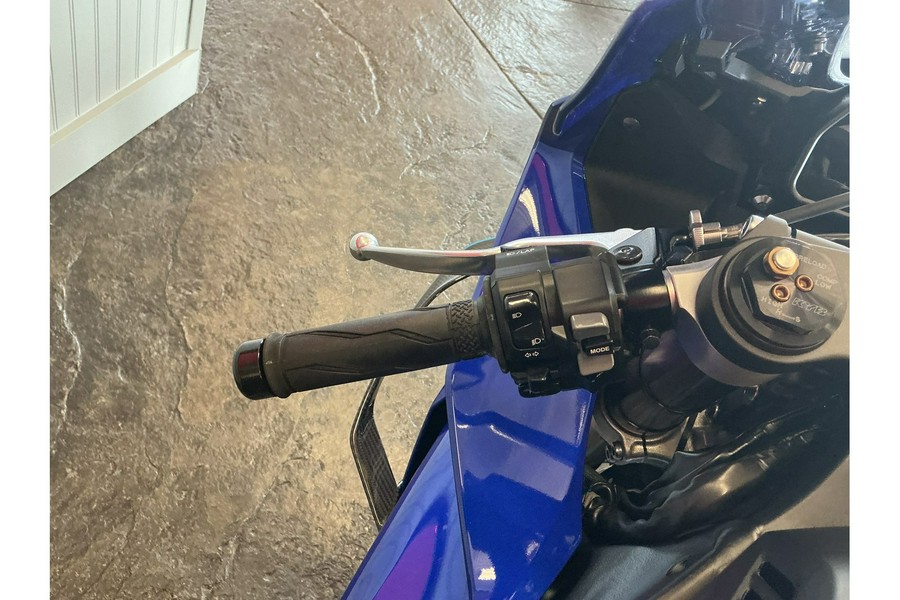 2026 YZF-R1 - Yamaha