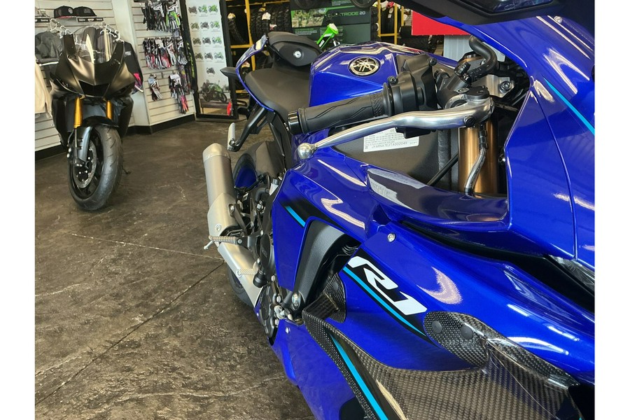 2026 YZF-R1 - Yamaha